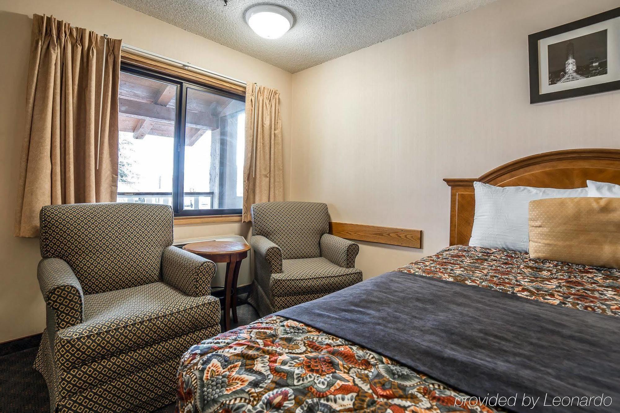 Rodeway Inn Бейкър Сити Екстериор снимка